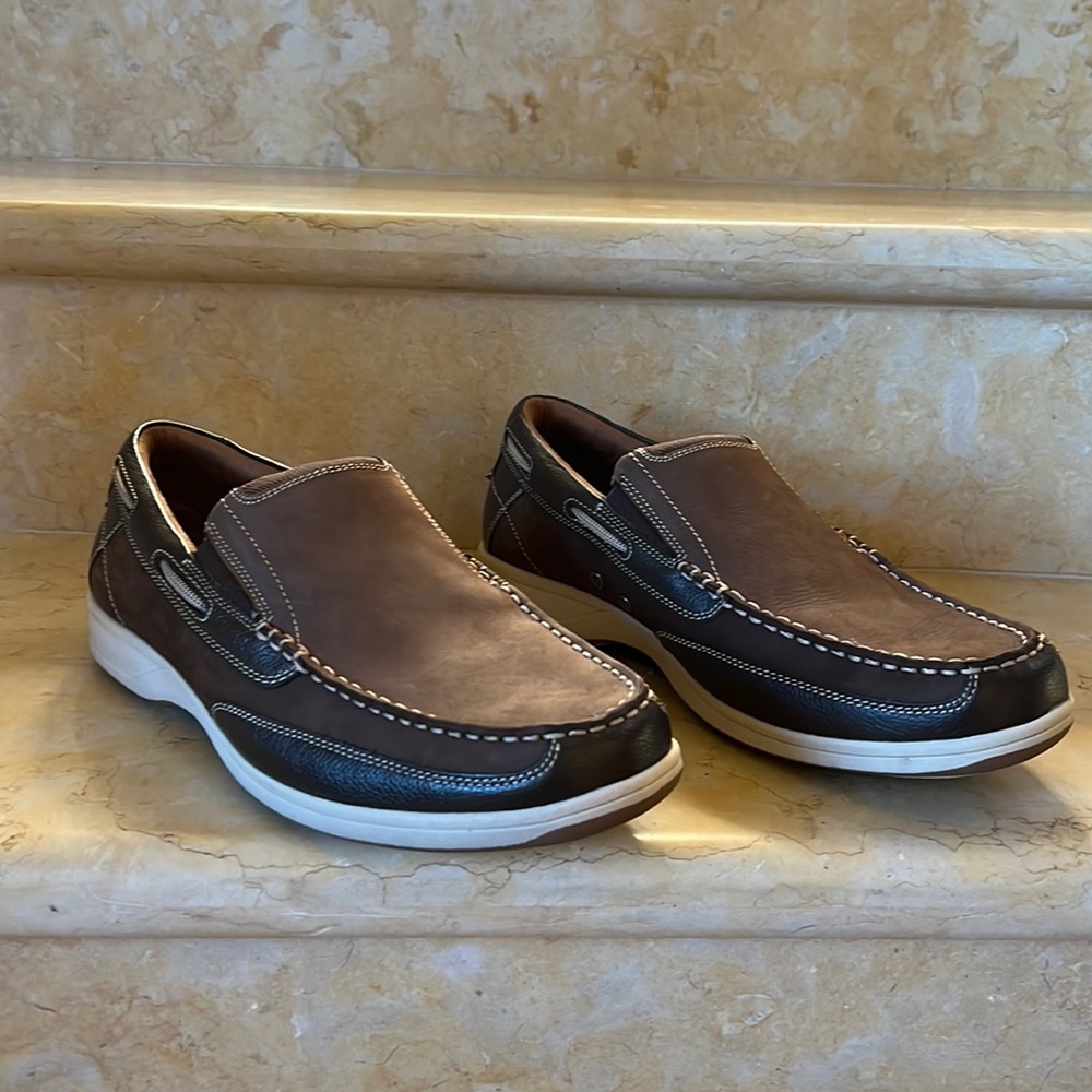 Men’s Florsheim Lakeside Slip Boat shoes in brown Size 11